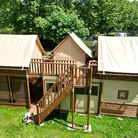 Camping De Thoissey *** Kültér fotó