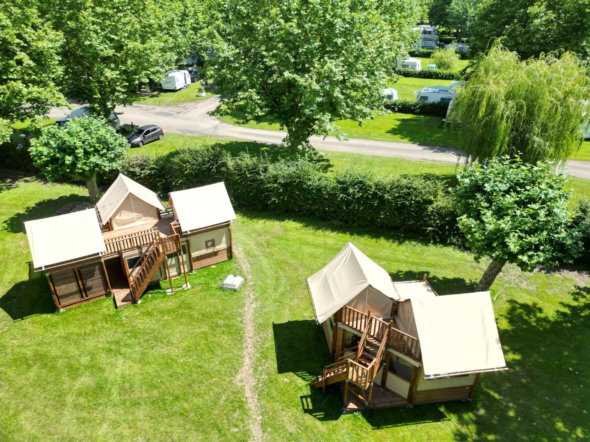 Camping De Thoissey *** Kültér fotó