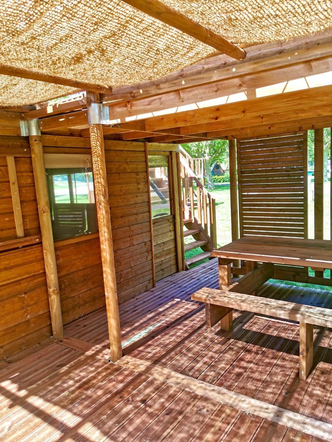 Camping De Thoissey *** Kültér fotó